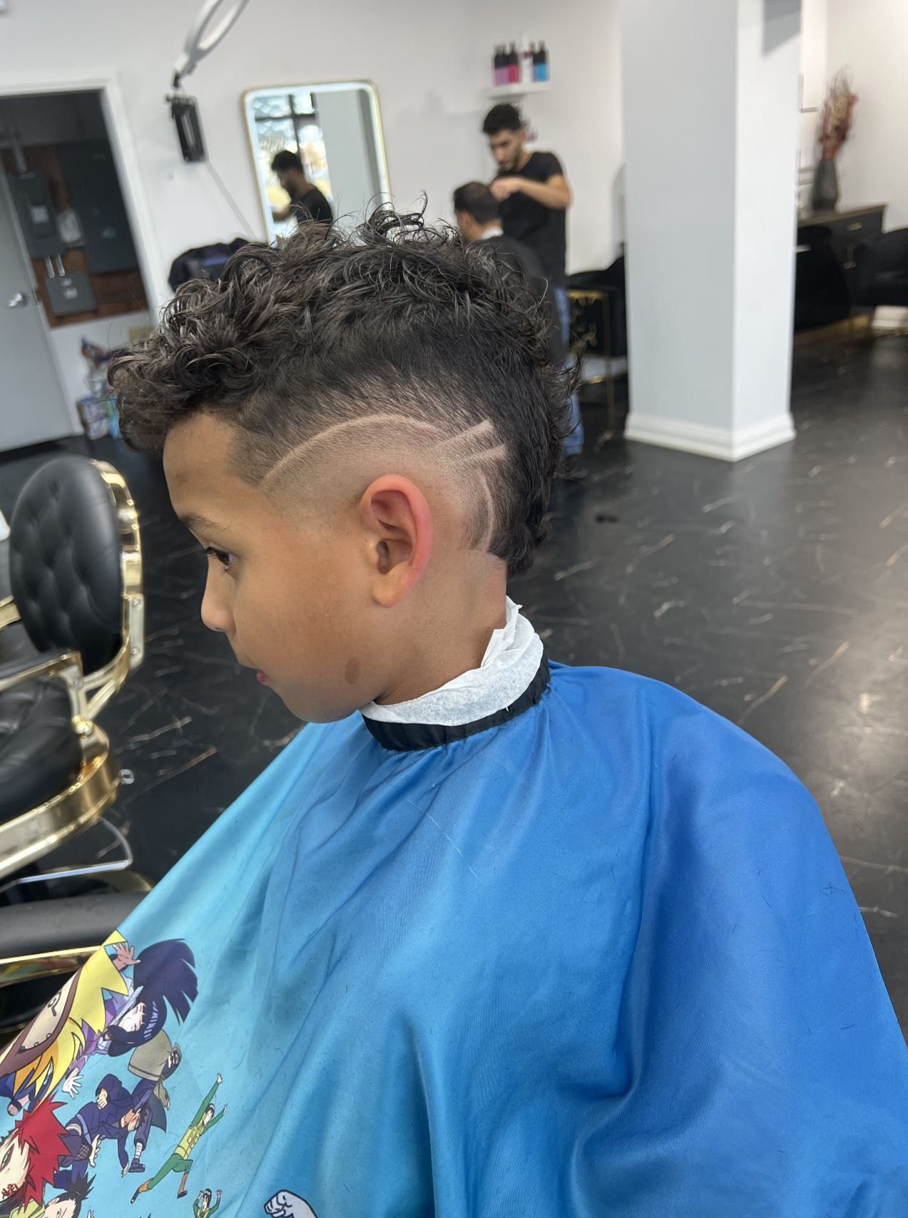 Classic men's cut at S Blends